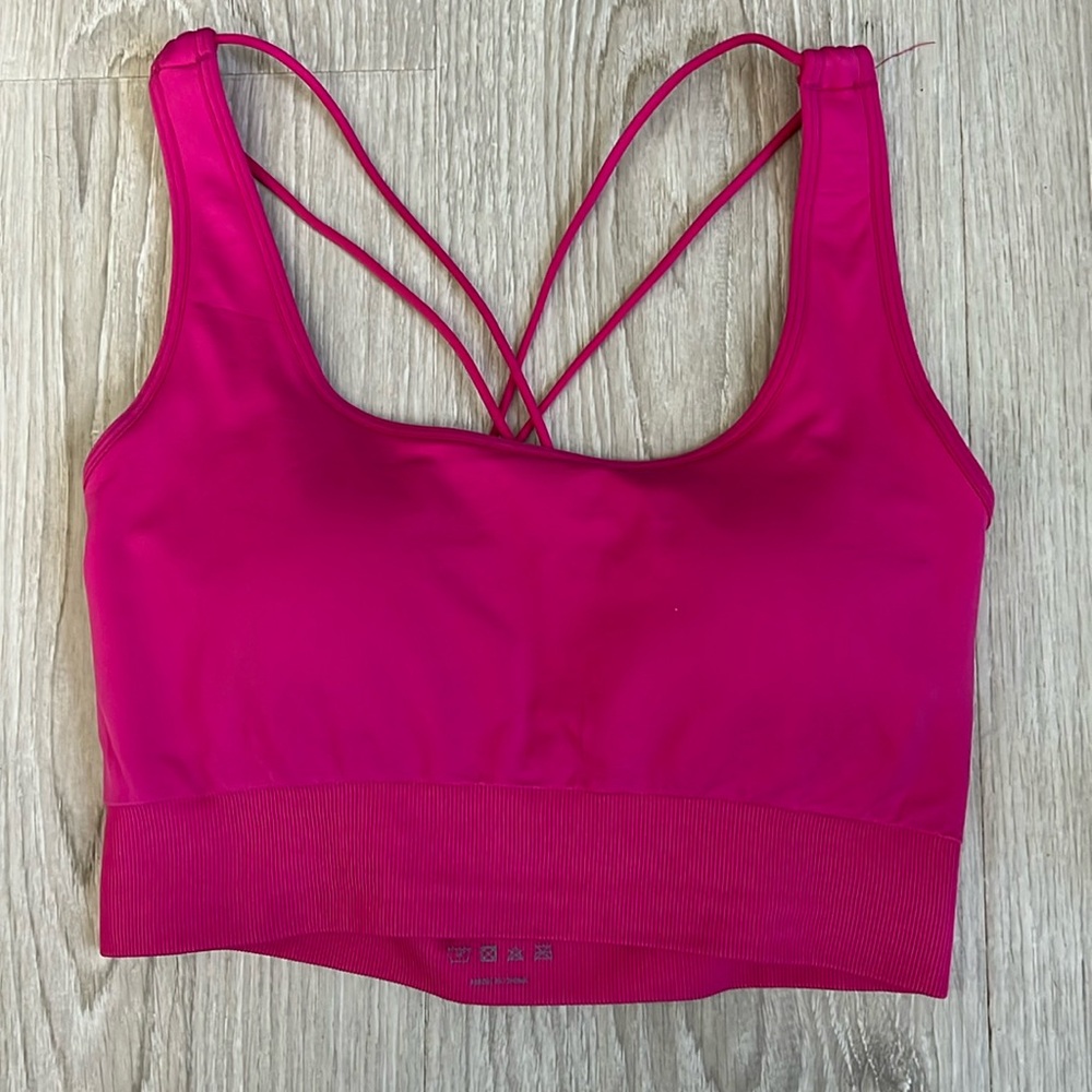 NVGTN sports bra